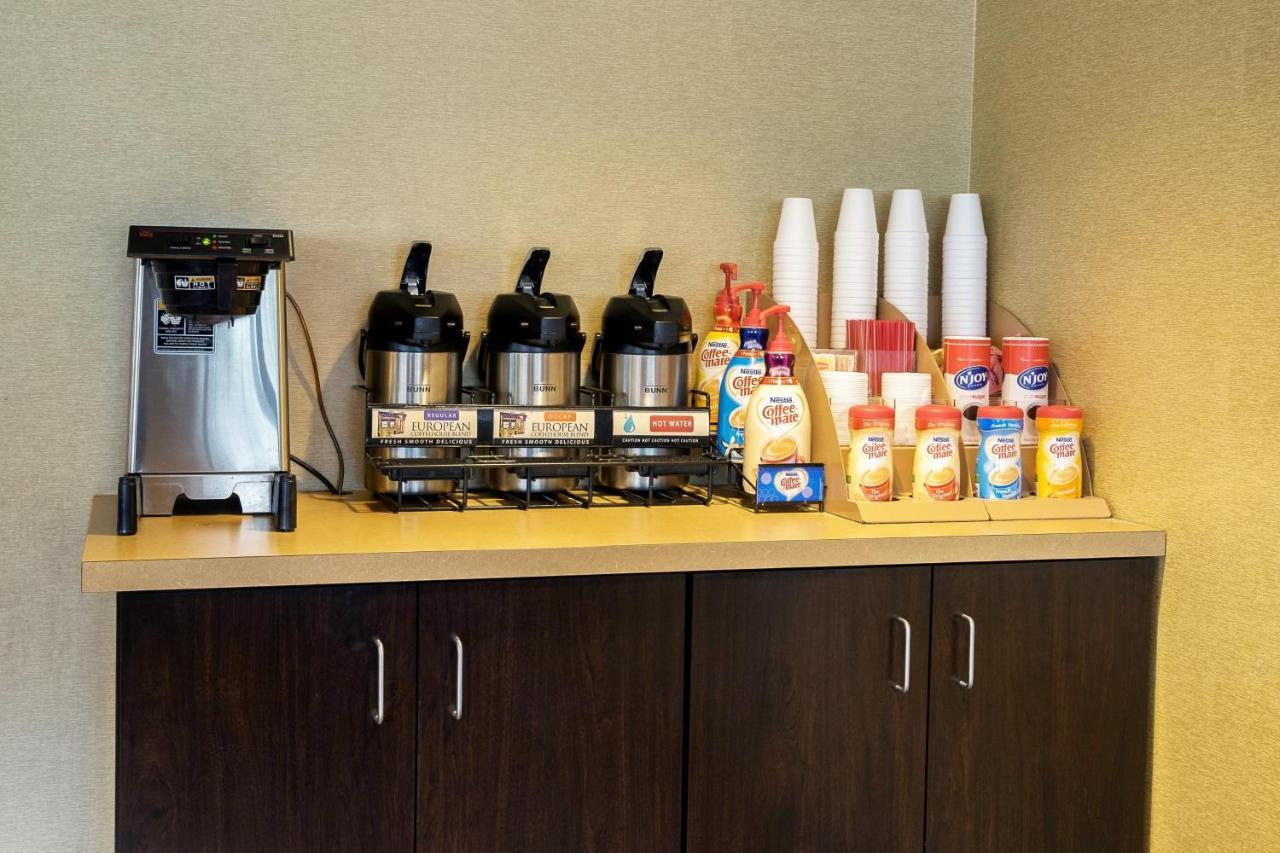 Red Roof Inn Plus+ Baltimore-Washington Dc/Bwi Airport Линтикъм Екстериор снимка