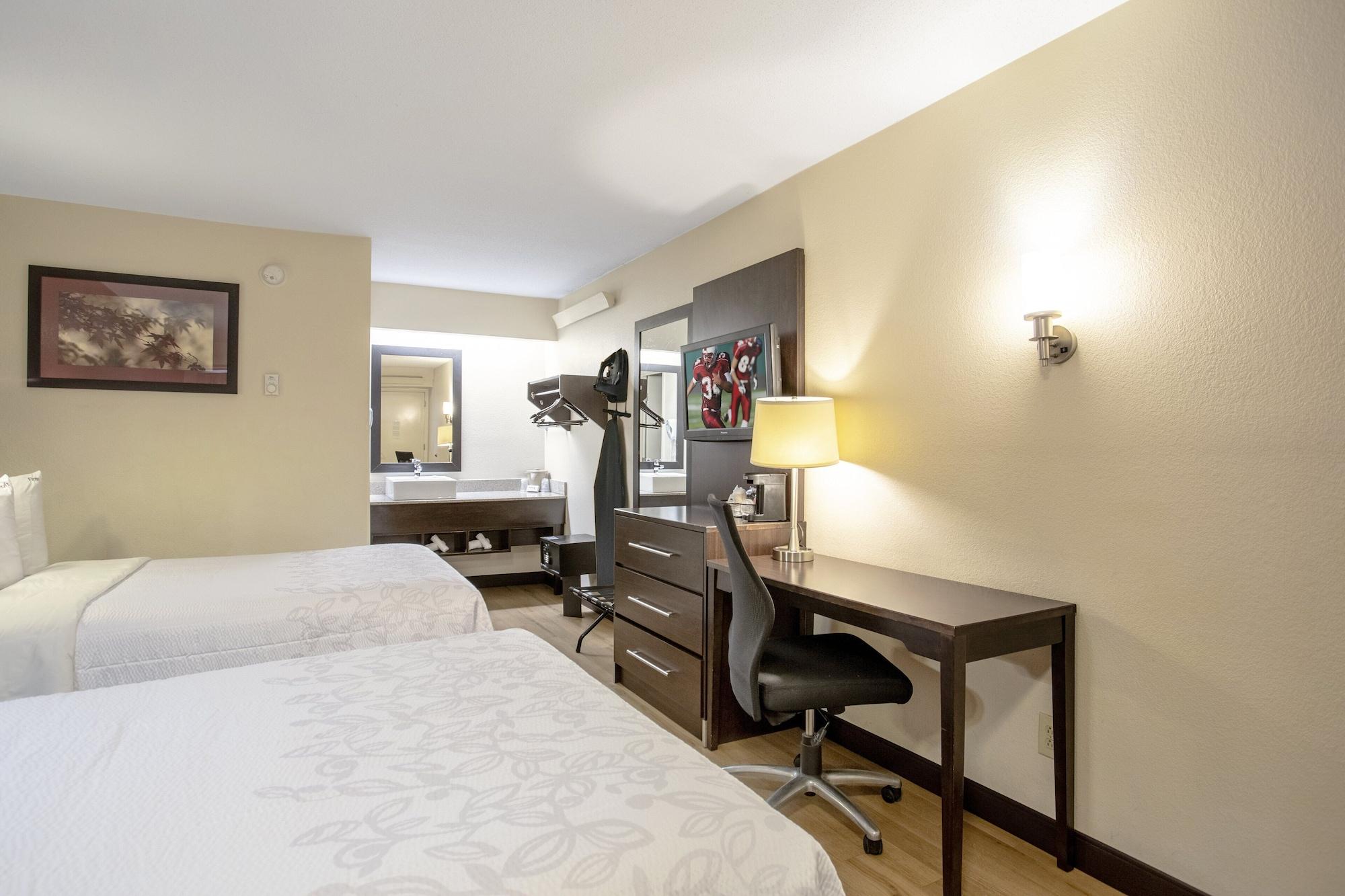 Red Roof Inn Plus+ Baltimore-Washington Dc/Bwi Airport Линтикъм Екстериор снимка