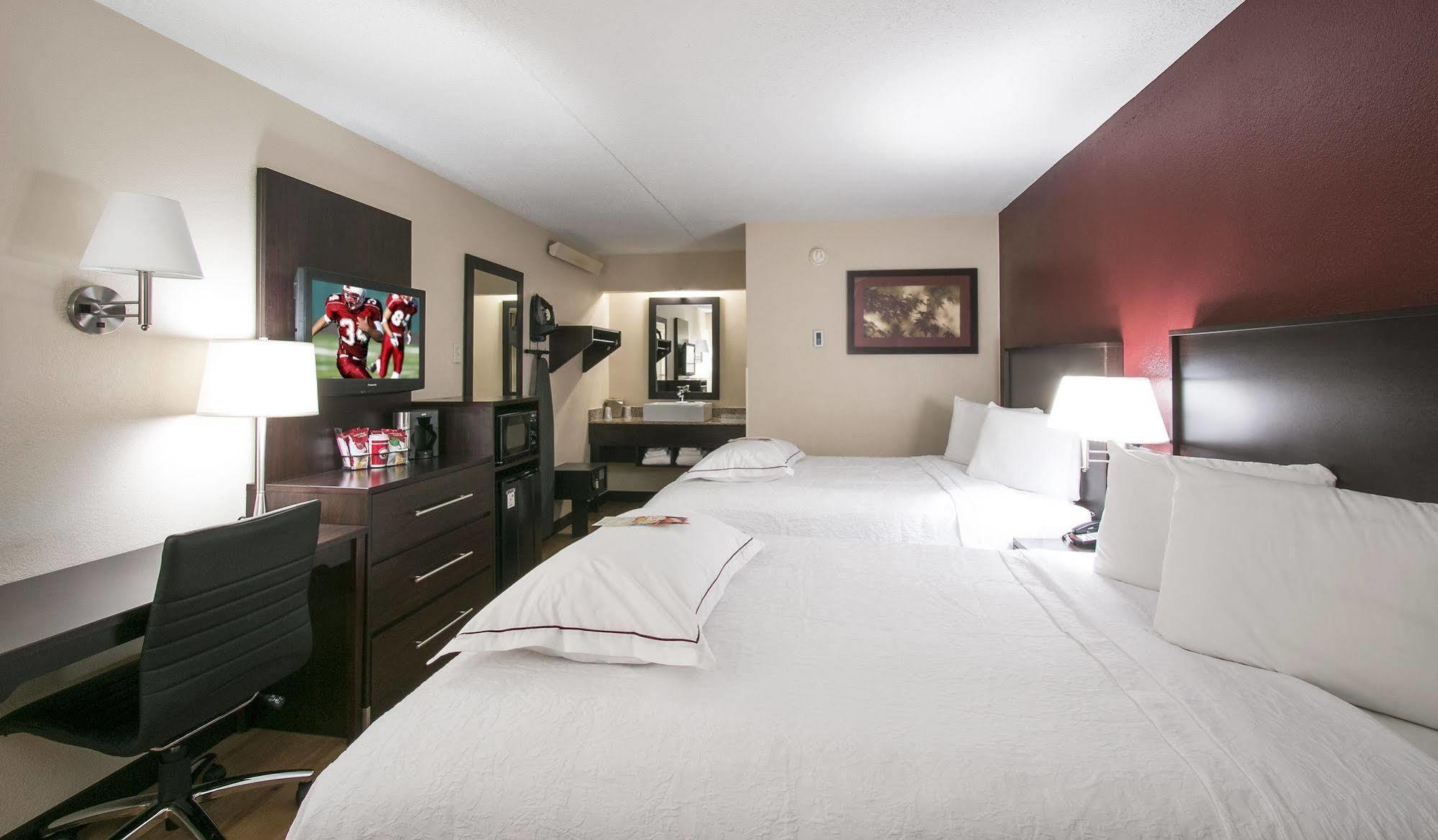 Red Roof Inn Plus+ Baltimore-Washington Dc/Bwi Airport Линтикъм Екстериор снимка