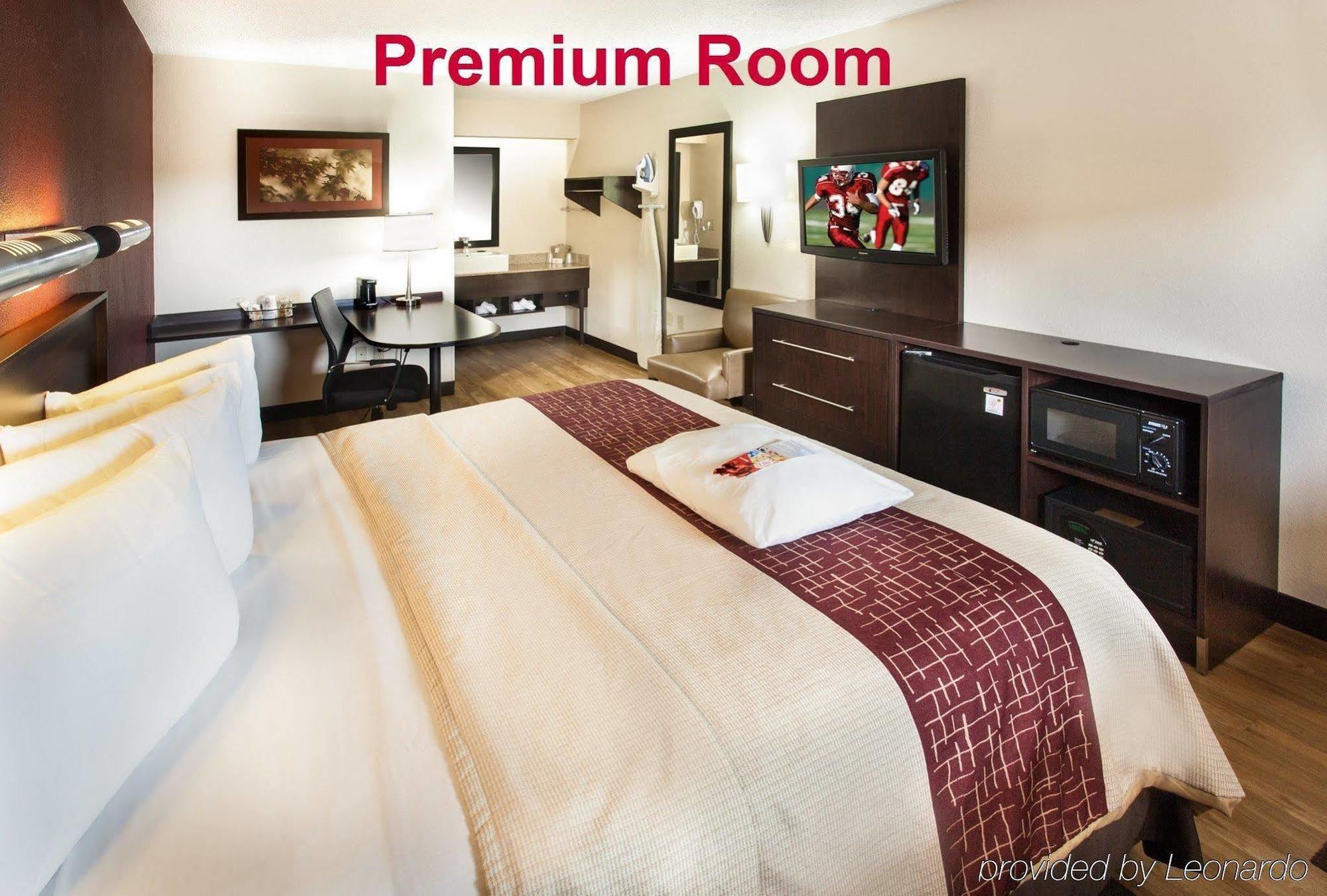 Red Roof Inn Plus+ Baltimore-Washington Dc/Bwi Airport Линтикъм Екстериор снимка