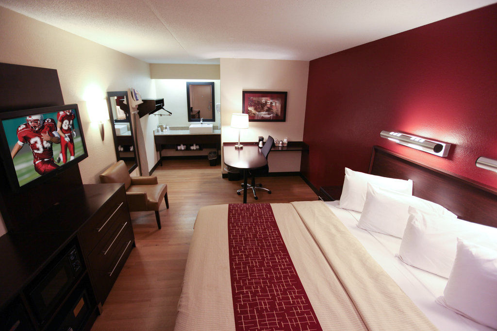 Red Roof Inn Plus+ Baltimore-Washington Dc/Bwi Airport Линтикъм Екстериор снимка