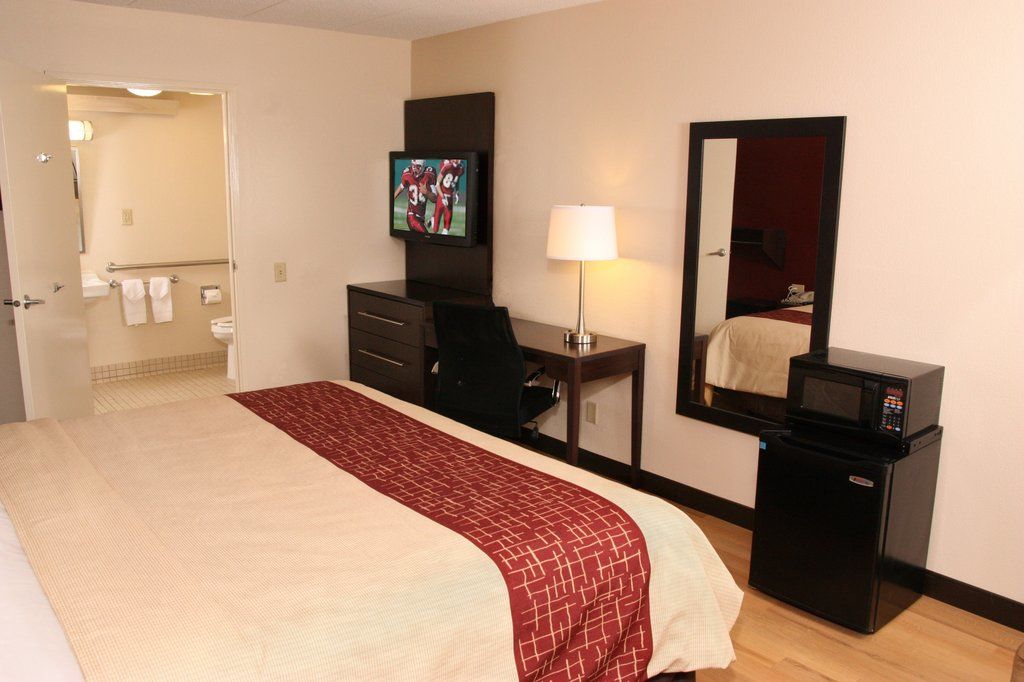Red Roof Inn Plus+ Baltimore-Washington Dc/Bwi Airport Линтикъм Екстериор снимка